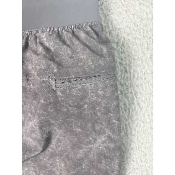 Lululemon T.H.E. Shorts Mens M Linerless 9" Running Gravel Dust Asphalt Gray - Picture 8 of 8